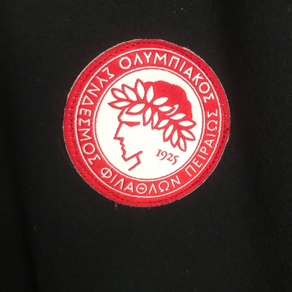 Olympiacos Football Club Black long sleeve shirt - Picture 2 of 4